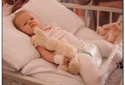 Pentingnya Pemeriksaan Pinggul Bayi Sejak Dini