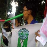 Mahasiswa Minta Cawali Perhatikan Warga Miskin 