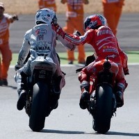 Rossi: Lorenzo Jago Nyalip, Stoner Jago Ngebut