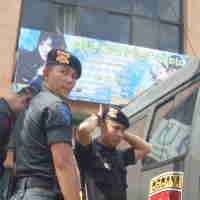 Studio Foto di Pekanbaru Diancam Bom