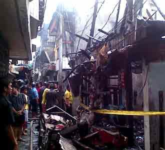 Pemukiman Padat Penduduk Terbakar