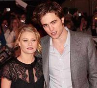 Robert Pattinson & Pasangan Baru