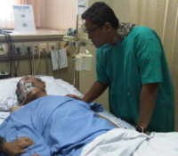 Joke Ebet Berkesan untuk Dede Yusuf