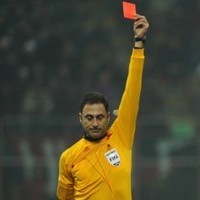 Olympiakos Keluhkan Wasit