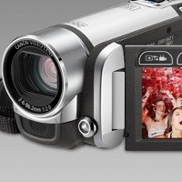 Canon EOS dan Legria Beda Nasib