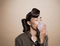 Cara Jitu Hilangkan Noda Permen Karet