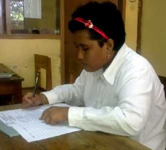 Siswa Tuna Grahita Ikuti UN