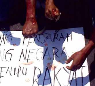 Cap Jempol Darah di Mapolda Jateng