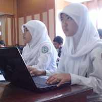 Siswa SMA se-Jabar Adu Narsis di Blog
