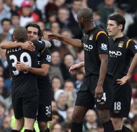 Geser Liverpool, City Bayangi Spurs