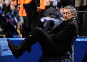 Mou: Chelsea Belum Saatnya Cuci Gudang