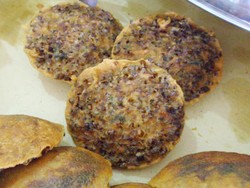 Ote-Ote Isi Tiram Hmm... Uenak Tenan