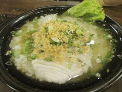 Slruup... Hangat Kemepul Bubur Ikan Geylang