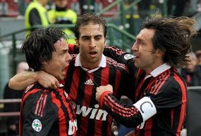 Milan Sprint Mengejar Scudetto