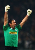 Untouchable, Buffon Tak ke City