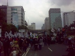 Buruh Ancam Tutup Jl MH Thamrin Hingga Sore