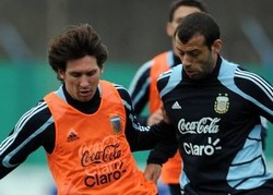 Maradona: Baru Messi dan Mascherano yang Aman