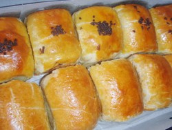 Renyah Wangi Oleh-Oleh Kondang Kota Kembang!