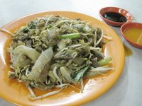 Kwetiaw Plus Sop Sapi Mangga Besar!