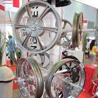 Pelek Motor C-Maxi, Diburu Para Komunitas 