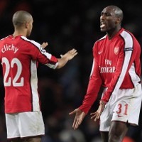  Campbell: Young Gunners Harus Cepat Belajar 