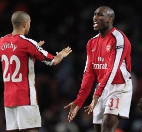  Campbell: Young Gunners Harus Cepat Belajar 