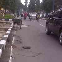 Petisi Online Desak Walikota Bandung Perbaiki Jalan 