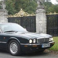 Mobil Jaguar Ratu Elizabeth II Dilelang