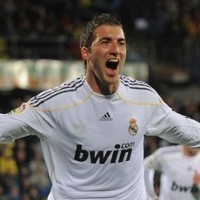 Higuain Senapan Mesin Madrid