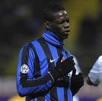 Mourinho Tinggalkan Balotelli Lagi 