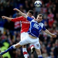 Arsenal Diimbangi Birmingham