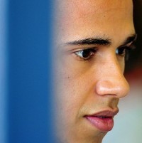 Laju Hamilton Dihentikan Polisi