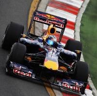 Red Bull Rebut Posisi Satu & Dua