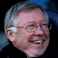 Fergie Acungi Jempol Aksi Van der Sar
