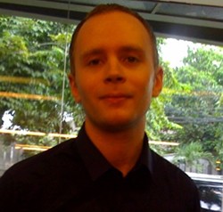 Konser Jens Lekman Sederhana Tapi Mempesona