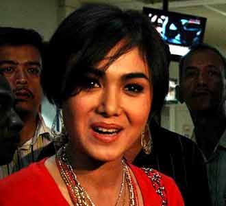 Yuni Shara Menjawab!