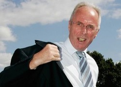 Eriksson Resmi Latih Pantai Gading