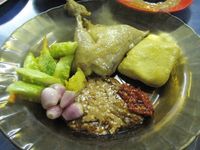 Ayam Goreng Lezat Racikan H.Mardun