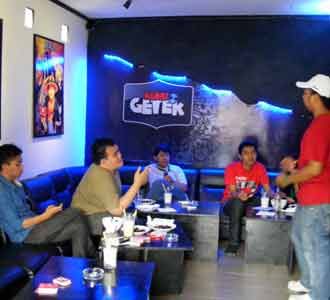 Menggelitik di Kedai Getek