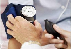 Soal Kesehatan, Perempuan Mudah Ngeluh & Pria Super Cuek