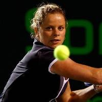 Clijsters & Venus Tak Terbendung