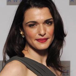 Rachel Weisz Dikabarkan Jadi Penjahat di James Bond 23