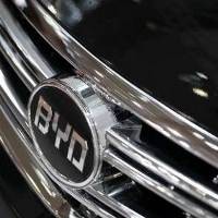 BYD Siap Pasarkan Mobil Hybrid Sel Surya