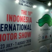 Serbuan Mobil Baru di IIMS