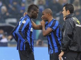 Etoo: Dewasalah, Balotelli