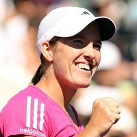 Henin Genggam Tiket Semifinal 