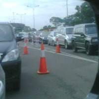 Lalu Lintas Puncak Macet Total, Antrean Kendaraan 15 KM 