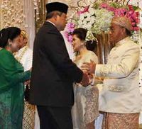 SBY Saksi Pernikahan Putra Ical