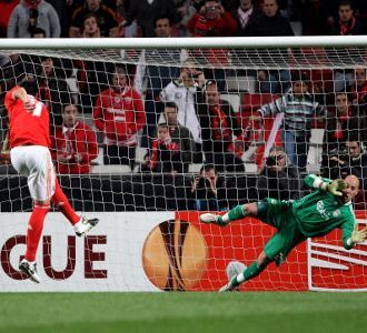 Liverpool Takluk di Markas Benfica