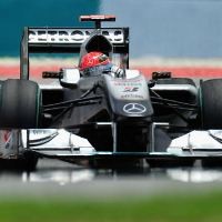 Schumi Tak Ragu Soal Juara Dunia